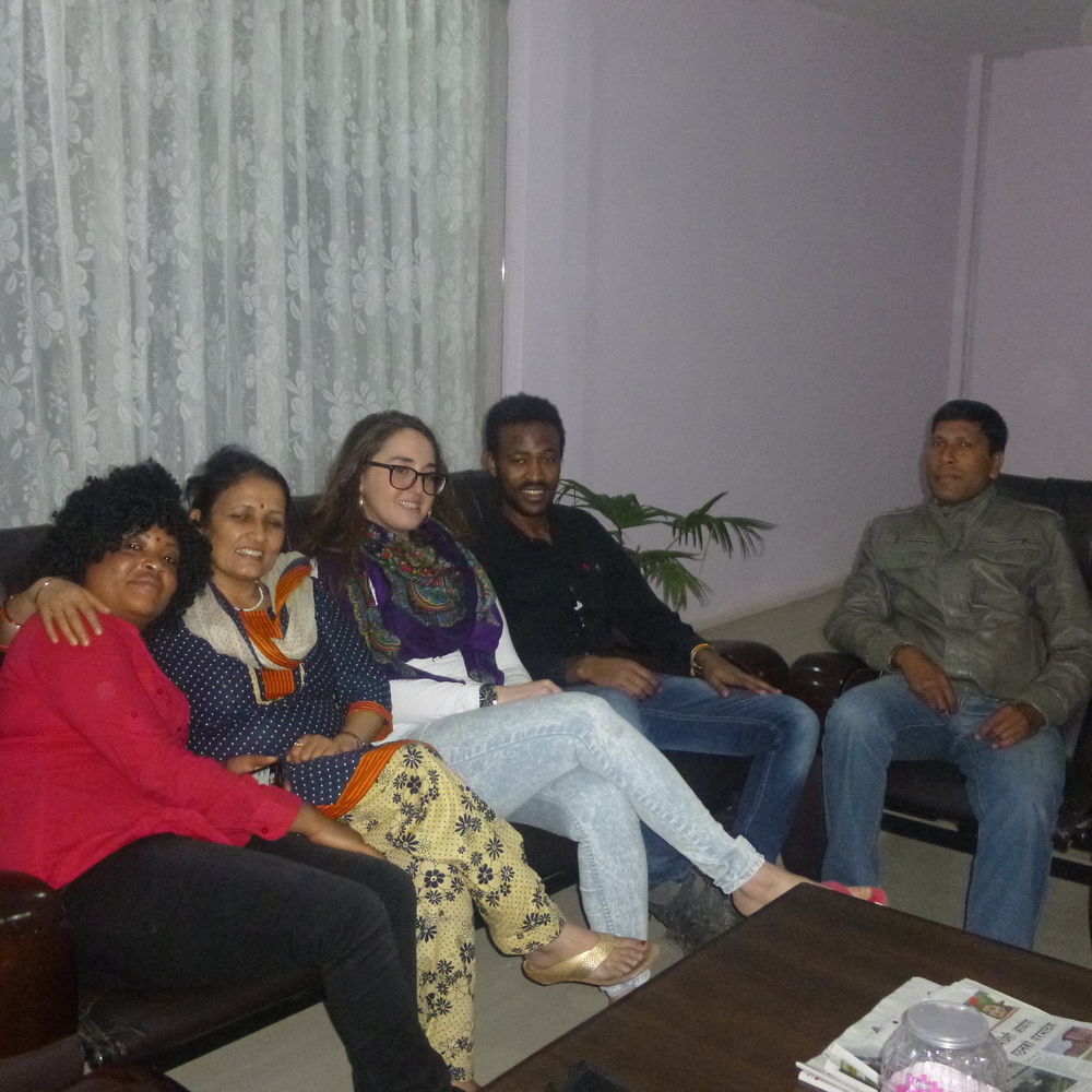 Famous House Kathmandu Hostel Bagian luar foto